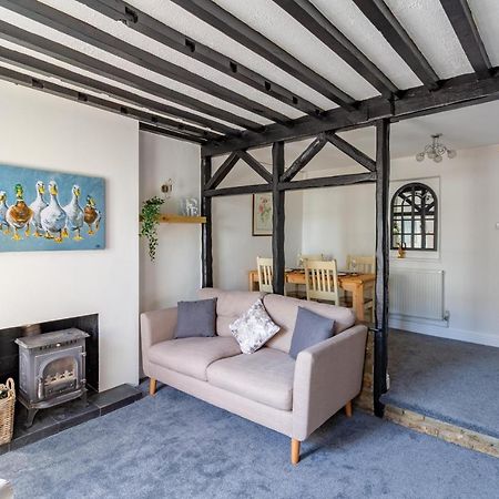 Family Friendly Cottage With Bunk Beds And Courtyard Malmesbury Zewnętrze zdjęcie